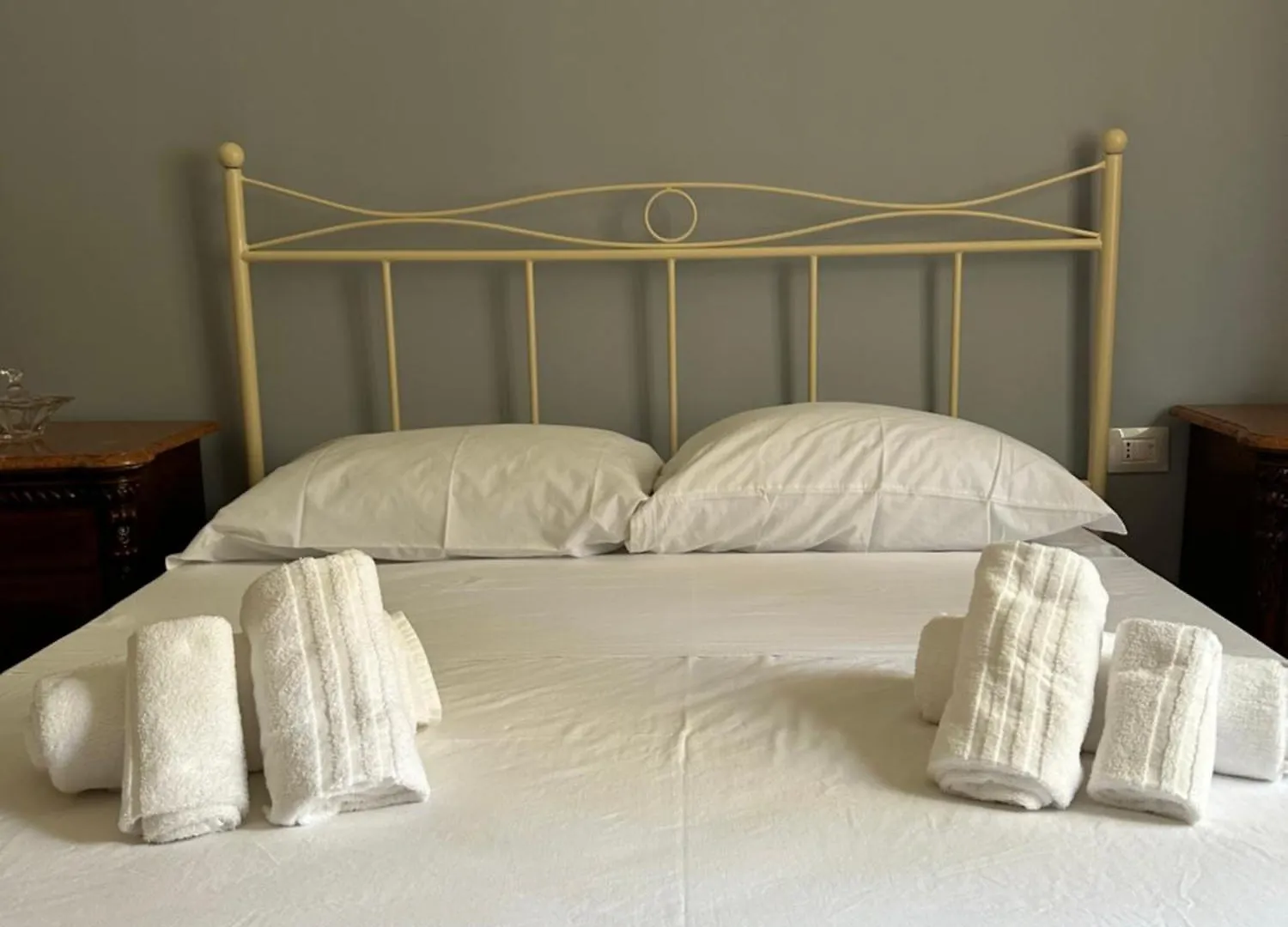דירה נאפולי Portanova 6 Guest House